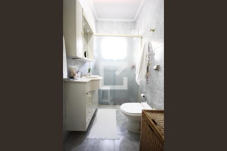 Casa à venda com 161m², 3 quartos e 2 vagasSuíte