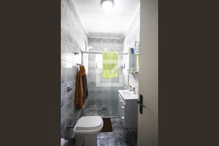 Casa à venda com 161m², 3 quartos e 2 vagasBanheiro