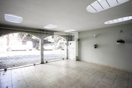 Casa à venda com 161m², 3 quartos e 2 vagasGaragem