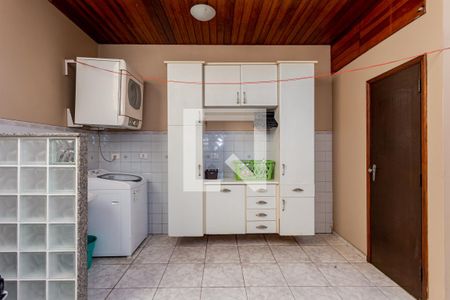 Casa à venda com 255m², 3 quartos e 2 vagasLavanderia