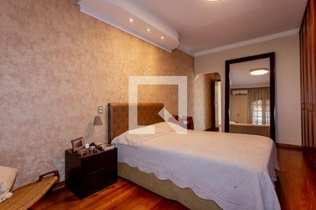 Casa à venda com 255m², 3 quartos e 2 vagasSuite