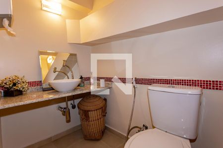 Casa à venda com 255m², 3 quartos e 2 vagasBanheiro Garagem