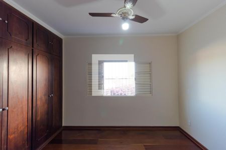 Casa à venda com 300m², 4 quartos e 4 vagasQuarto 02