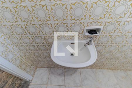 Casa à venda com 300m², 4 quartos e 4 vagasBanheiro 02