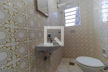 Casa à venda com 300m², 4 quartos e 4 vagasBanheiro 02