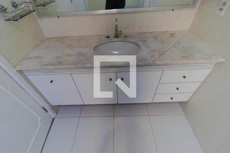 Casa à venda com 300m², 4 quartos e 4 vagasBanheiro da Suíte
