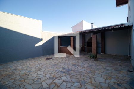Casa à venda com 300m², 4 quartos e 4 vagasQuintal