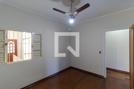 Casa à venda com 300m², 4 quartos e 4 vagasQuarto 01