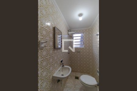 Casa à venda com 300m², 4 quartos e 4 vagasBanheiro 02