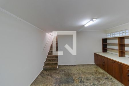Casa à venda com 300m², 4 quartos e 4 vagasEscritório