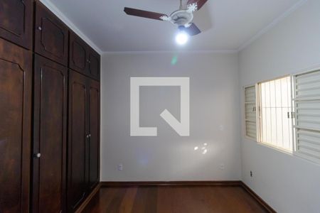 Casa à venda com 300m², 4 quartos e 4 vagasQuarto 01