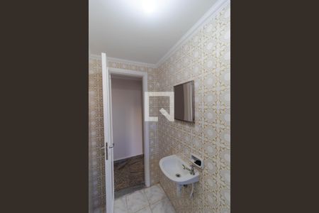 Casa à venda com 300m², 4 quartos e 4 vagasBanheiro 02