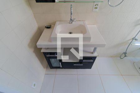 Casa à venda com 300m², 4 quartos e 4 vagasBanheiro 01