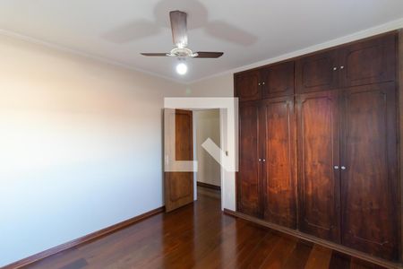 Casa à venda com 300m², 4 quartos e 4 vagasQuarto 02