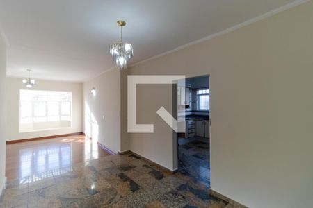 Casa à venda com 300m², 4 quartos e 4 vagasSala de Jantar