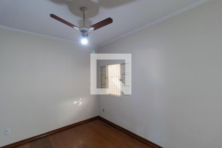 Casa à venda com 300m², 4 quartos e 4 vagasQuarto 01