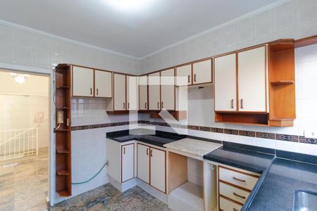 Casa à venda com 300m², 4 quartos e 4 vagasCozinha