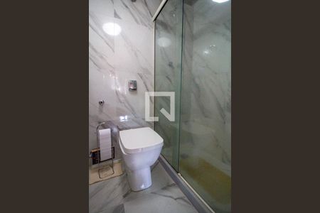 Apartamento à venda com 86m², 2 quartos e 1 vagaBanheiro da Suíte