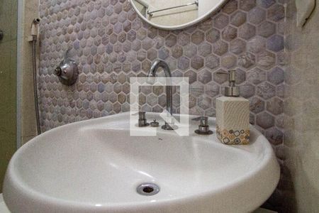 Apartamento à venda com 86m², 2 quartos e 1 vagaBanheiro Social