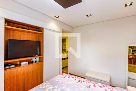 Apartamento à venda com 74m², 2 quartos e 1 vaga Apartamento à venda com 74m², 2 quartos e 1 vagaSuíte