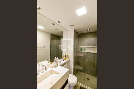 Apartamento à venda com 74m², 2 quartos e 1 vaga Apartamento à venda com 74m², 2 quartos e 1 vagaBanheiro Suíte