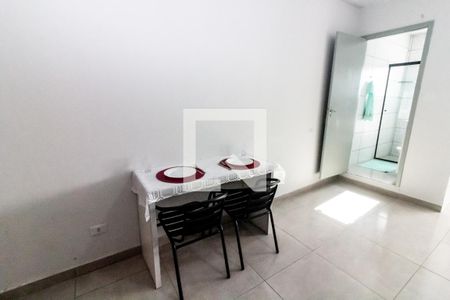 Quarto de kitnet/studio para alugar com 1 quarto, 25m² em Umuarama, São Paulo