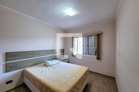 Casa à venda com 217m², 4 quartos e 7 vagas Casa à venda com 217m², 4 quartos e 7 vagasQuarto 2