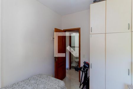 Apartamento à venda com 77m², 3 quartos e 2 vagasQuarto 2