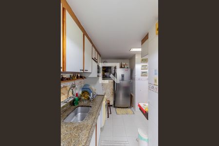 Apartamento à venda com 77m², 3 quartos e 2 vagasCozinha