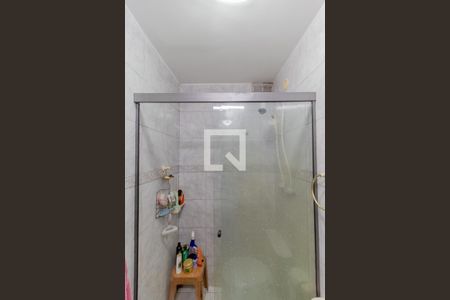 Apartamento à venda com 77m², 3 quartos e 2 vagasBanheiro da Suíte