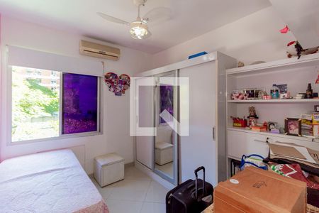 Apartamento à venda com 77m², 3 quartos e 2 vagasQuarto 1