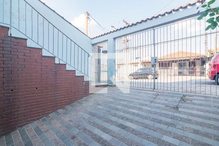 Casa à venda com 239m², 3 quartos e 4 vagas Casa à venda com 239m², 3 quartos e 4 vagasGaragem