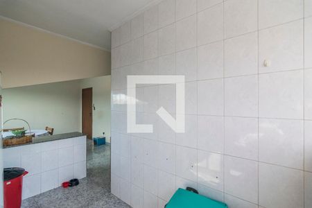 Casa à venda com 239m², 3 quartos e 4 vagas Casa à venda com 239m², 3 quartos e 4 vagasCozinha