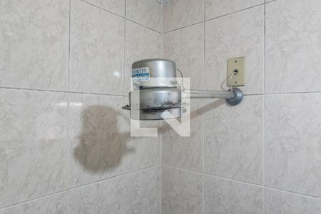 Casa à venda com 239m², 3 quartos e 4 vagas Casa à venda com 239m², 3 quartos e 4 vagasChuveiro