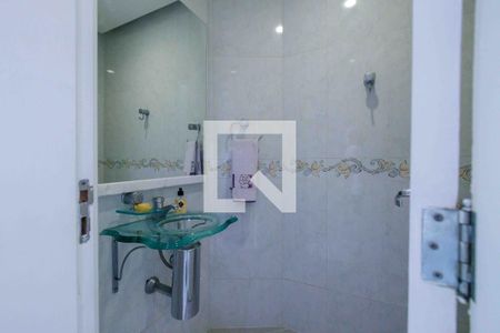 Apartamento para alugar com 400m², 5 quartos e 3 vagas Apartamento para alugar com 400m², 5 quartos e 3 vagasLavabo