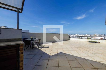 Apartamento para alugar com 400m², 5 quartos e 3 vagas Apartamento para alugar com 400m², 5 quartos e 3 vagasQuintal