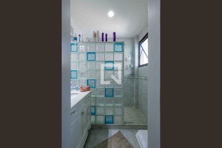 Apartamento para alugar com 400m², 5 quartos e 3 vagas Apartamento para alugar com 400m², 5 quartos e 3 vagasBanheiro 1