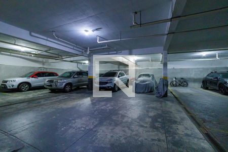 Apartamento para alugar com 400m², 5 quartos e 3 vagas Apartamento para alugar com 400m², 5 quartos e 3 vagasÁrea Comum Garagem 2