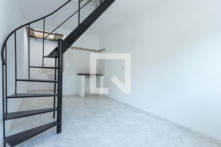 Sala e cozinha de casa para alugar com 2 quartos, 50m² em Casa Verde Média, São Paulo