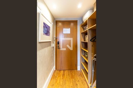 Studio para alugar com 32m², 1 quarto e 1 vagaEntrada