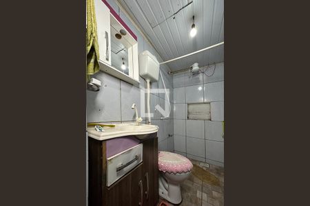 Casa à venda com 200m², 3 quartos e 2 vagasBanheiro