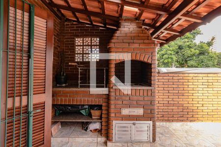 Casa à venda com 100m², 3 quartos e 2 vagas Casa à venda com 100m², 3 quartos e 2 vagasÁrea Externa