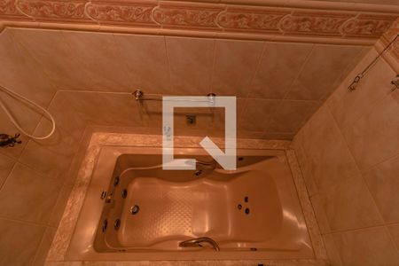 Casa à venda com 100m², 3 quartos e 2 vagas Casa à venda com 100m², 3 quartos e 2 vagasBanheiro