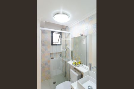 Apartamento à venda com 127m², 3 quartos e 3 vagas Apartamento à venda com 127m², 3 quartos e 3 vagasBanheiro da Suíte 2
