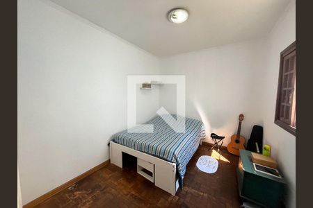 Casa à venda com 300m², 5 quartos e 4 vagasQuarto 2