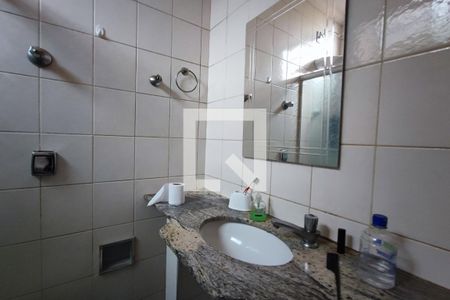 Casa à venda com 155m², 4 quartos e 3 vagasEdícula - Banheiro