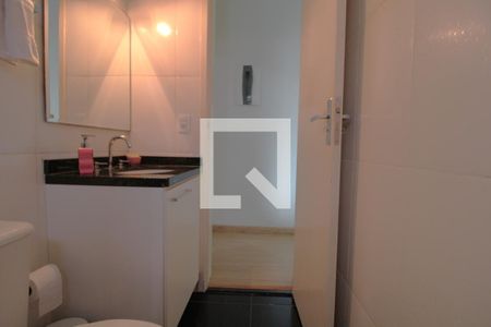 Casa à venda com 178m², 3 quartos e 4 vagasBanheiro comum