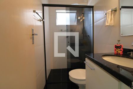 Casa à venda com 178m², 3 quartos e 4 vagasBanheiro comum