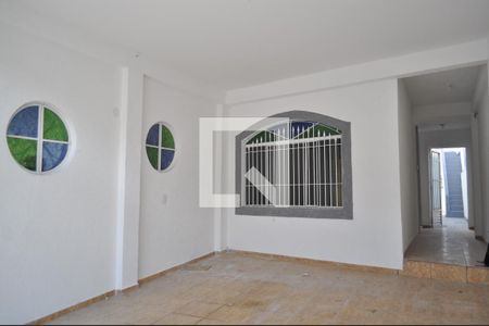 Casa à venda com 125m², 3 quartos e 2 vagasGaragem