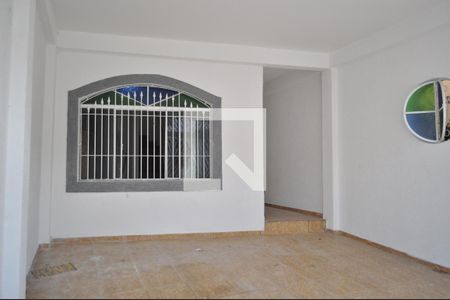 Casa à venda com 125m², 3 quartos e 2 vagasGaragem